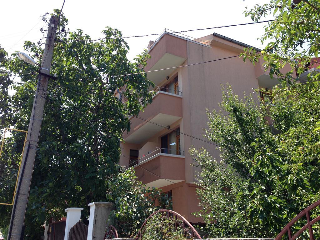 Chervenkov Guest House Tjernomorets Exteriör bild